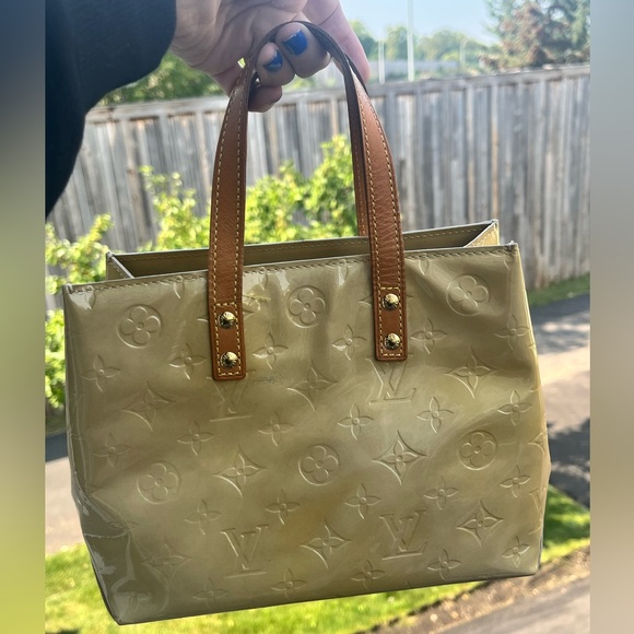 Louis Vuitton LV Reade PM Yellow Vernis Handbag- Vintage EUC - Picture 2 of 16